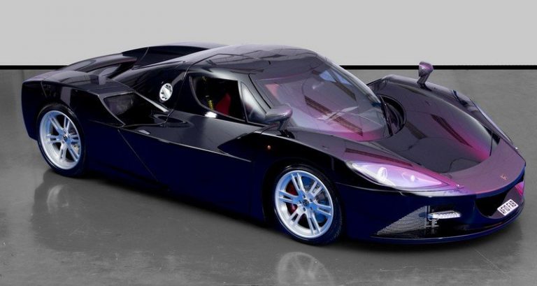 Arash AF10 : une hybride anglaise de 2.109 chevaux