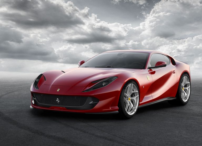 Ferrari 812 Superfast : 800 ch !