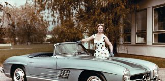Mercedes-Benz 300 SL Roadster