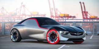 OPEL GT CONCEPT : Voyage da ns le futur