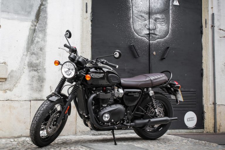 TRIUMPH Bonneville t120