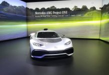 Les supercars du Dubai Motorshow Dubai Motorshow - Gentlemen Drivers