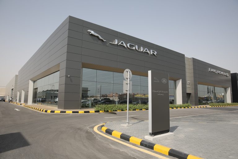 Jaguar Land Rover  Concept  «ARCH» dans la région MENA