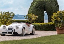 Morgan et Pininfarina présentent Midsummer, une célébration de la carrosserie et du style intemporel
