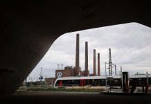 Le groupe Volkswagen enregistre une baisse de 60% de son profit et s’enfonce dans la crise